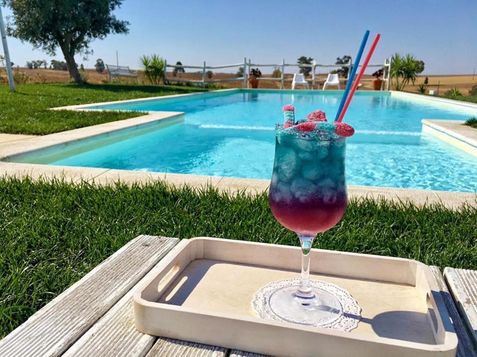 Monte Dos Pocos Hotel Алжустрел Екстериор снимка