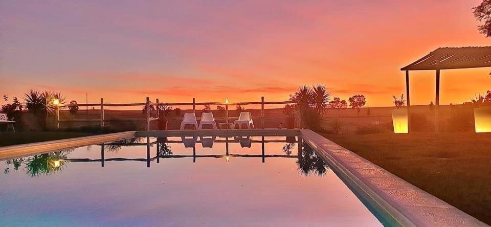 Monte Dos Pocos Hotel Алжустрел Екстериор снимка