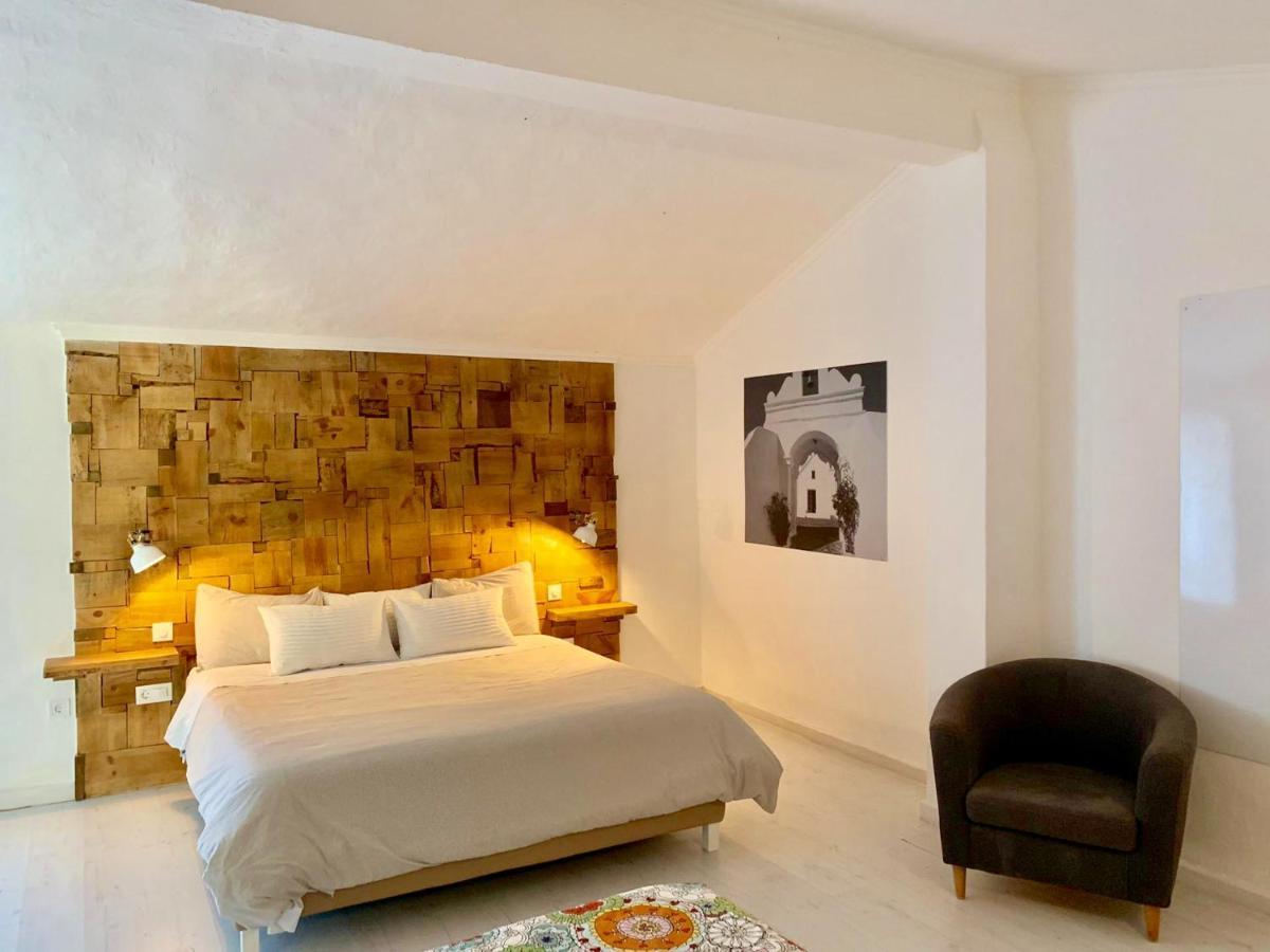 Monte Dos Pocos Hotel Алжустрел Екстериор снимка